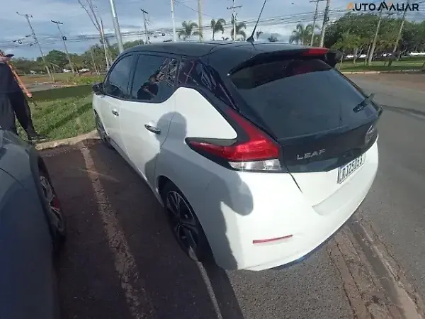 Nissan Leaf - Imagem 3