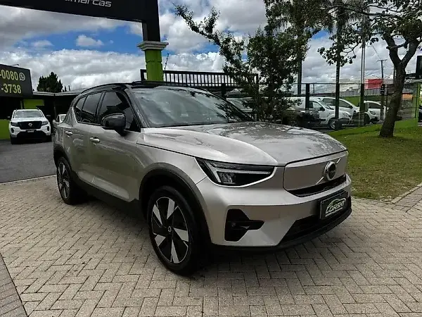 Volvo XC40 Recharge - Imagem 4