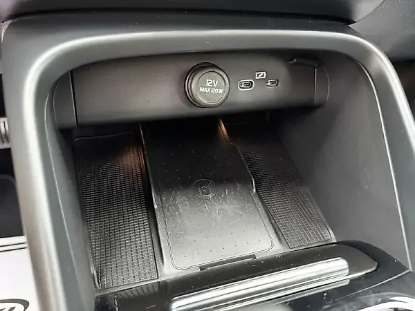 Volvo XC40 Recharge - Imagem 12