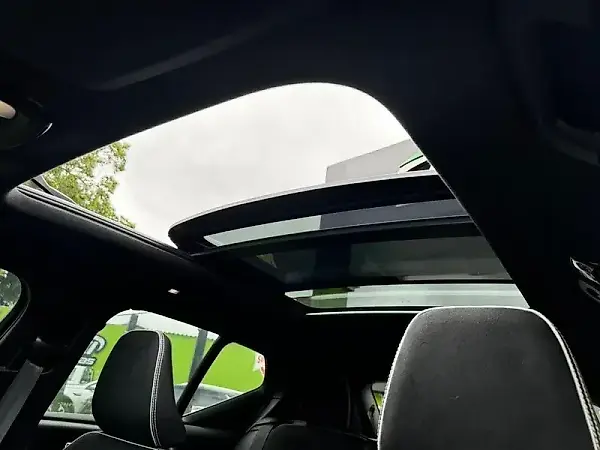 Volvo XC40 Recharge - Imagem 15