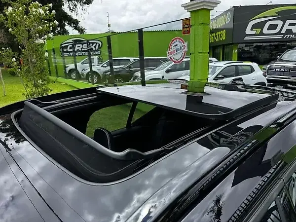 Volvo XC40 Recharge - Imagem 18