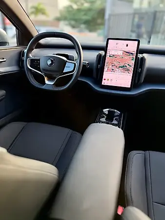 Volvo EX30 - Imagem 4