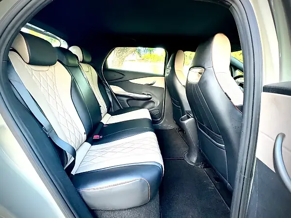 BYD Dolphin - Imagem 12