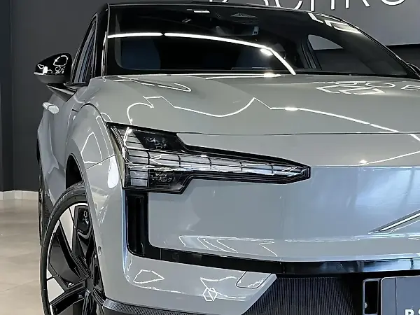 Volvo EX30 - Imagem 4