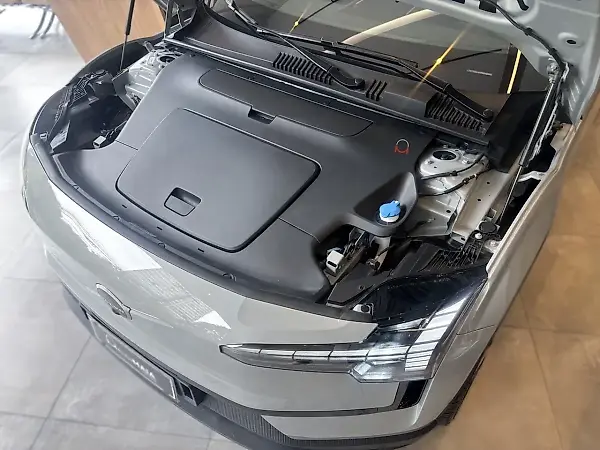 Volvo EX30 - Imagem 11