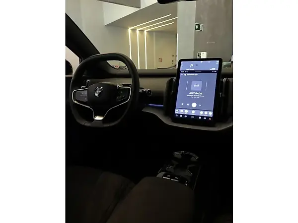 Volvo EX30 - Imagem 15
