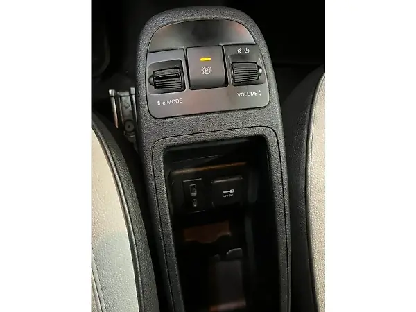 Fiat 500e - Imagem 13