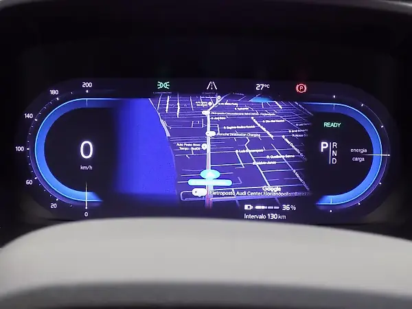 Volvo XC40 Recharge - Imagem 10