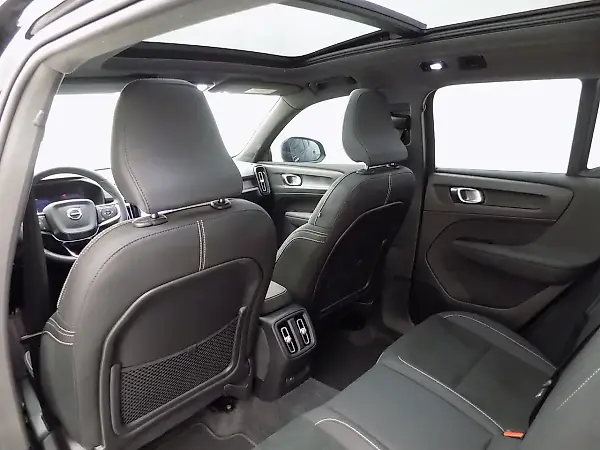 Volvo XC40 Recharge - Imagem 15