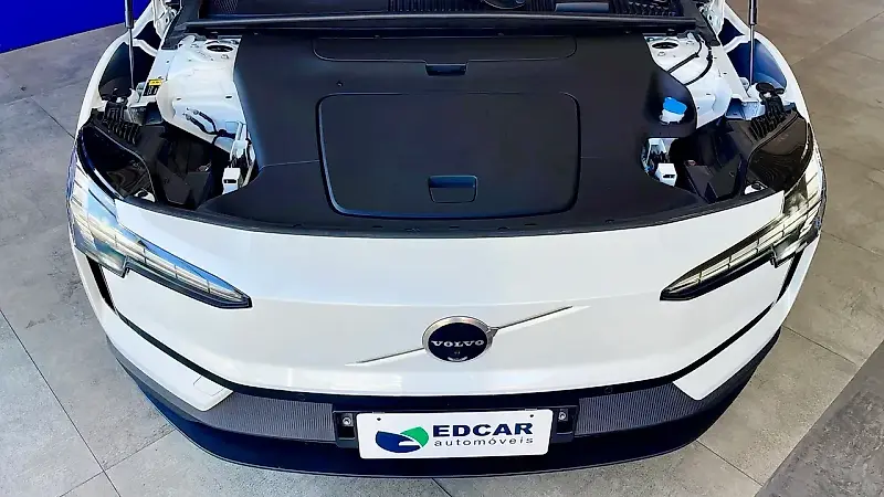 Volvo EX30 - Imagem 7