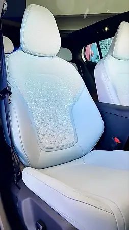 Volvo EX30 - Imagem 18