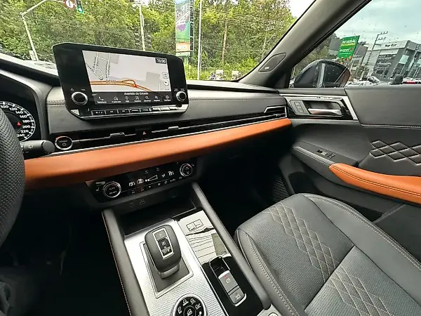 Mitsubishi Outlander - Imagem 13