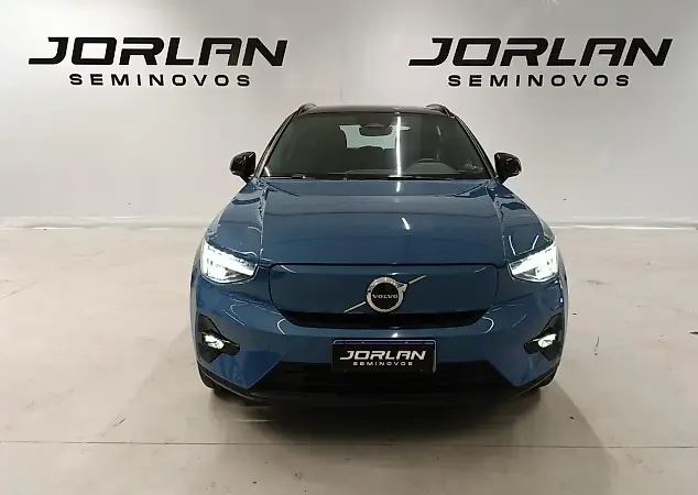 Volvo XC40 Recharge - Imagem 1