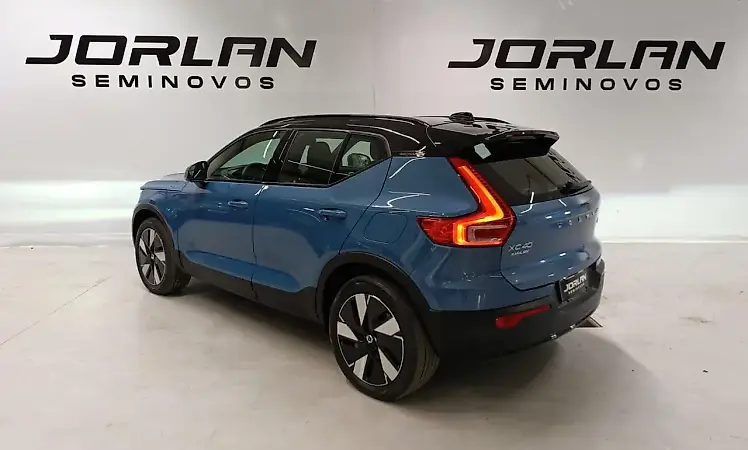 Volvo XC40 Recharge - Imagem 5