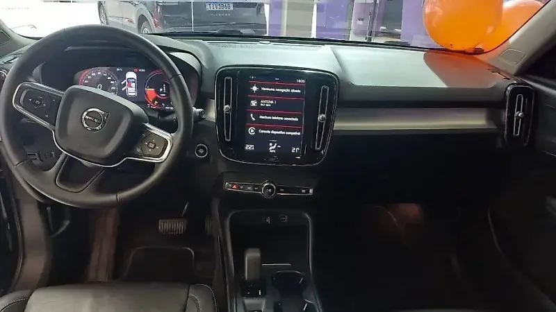Volvo XC40 - Imagem 7