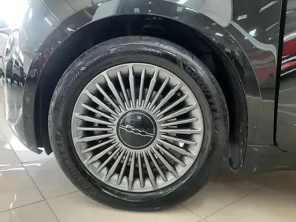 Fiat 500e - Imagem 15
