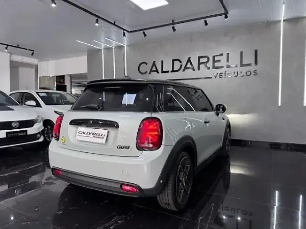 Mini Cooper SE - Imagem 4