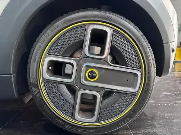 Mini Cooper SE - Imagem 6