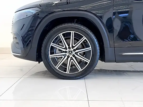 Mercedes Eqb 250 - Imagem 8