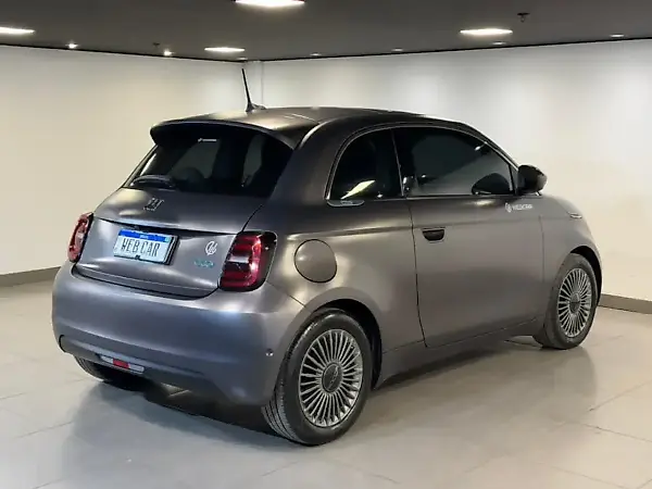 Fiat 500e - Imagem 6