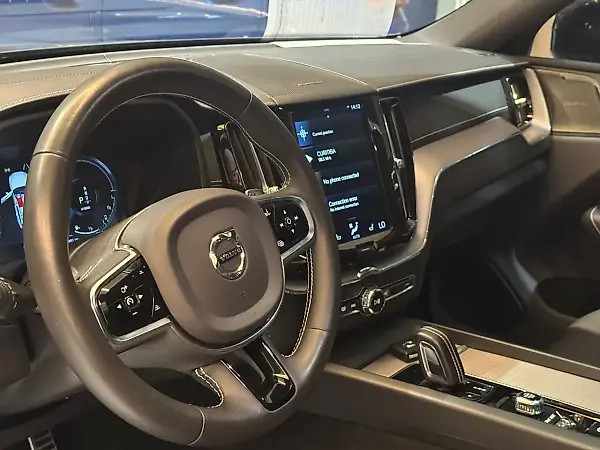 Volvo Xc60 Recharge Plug-in Hybrid - Imagem 14