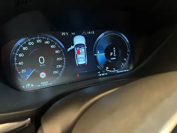 Volvo Xc60 Recharge Plug-in Hybrid - Imagem 17