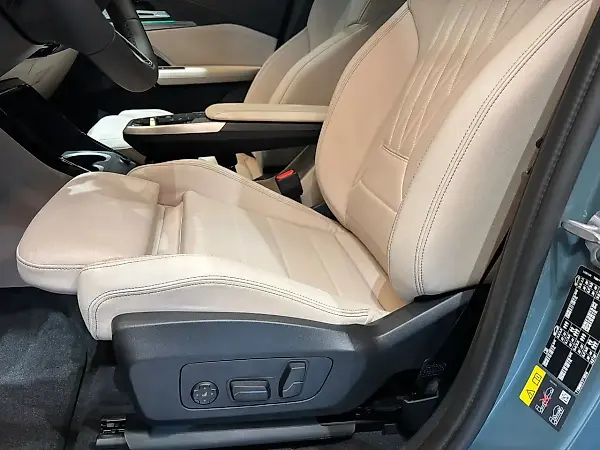 BMW IX1 - Imagem 10
