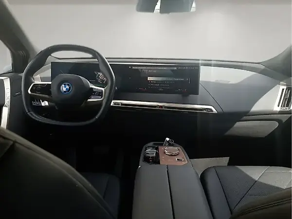 BMW Ix - Imagem 10