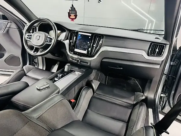Volvo Xc60 - Imagem 10