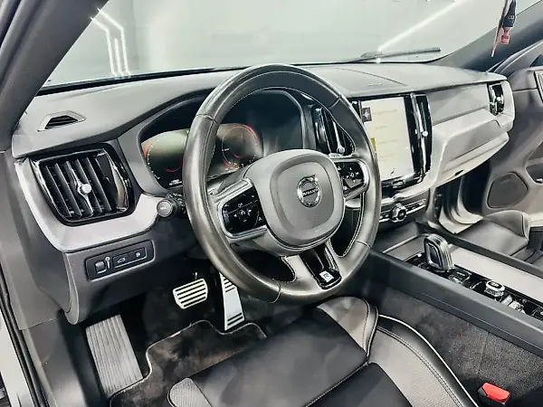 Volvo Xc60 - Imagem 14