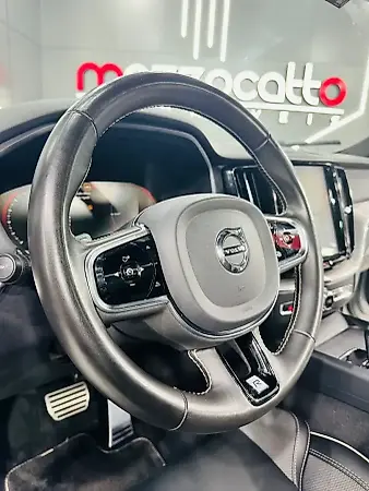 Volvo Xc60 - Imagem 15
