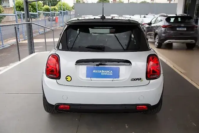Mini Cooper SE - Imagem 7