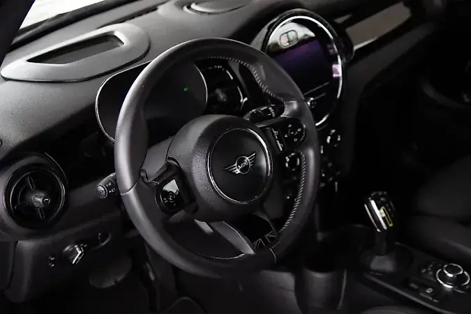 Mini Cooper SE - Imagem 14