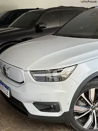 Volvo XC40 Recharge - Imagem 1