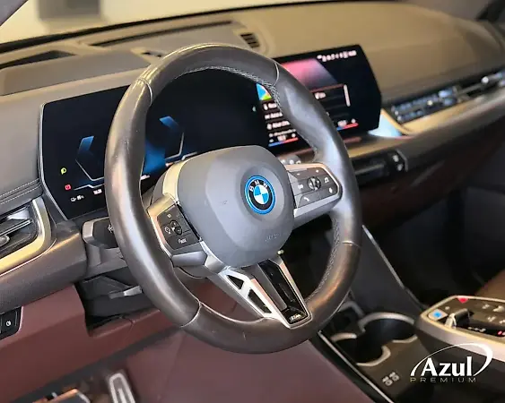 BMW IX1 - Imagem 12