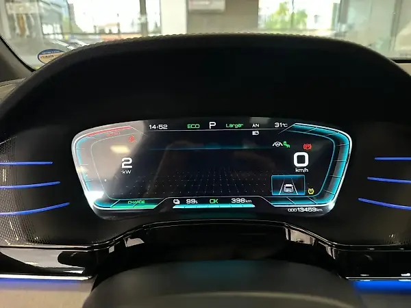 BYD Tang - Imagem 12
