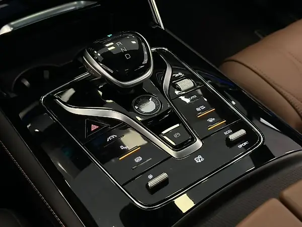 BYD Tang - Imagem 15