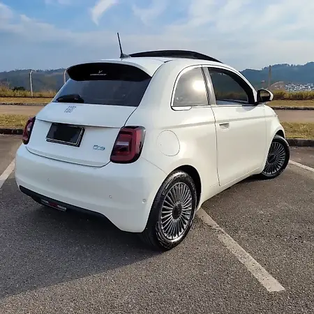 Fiat 500e - Imagem 5