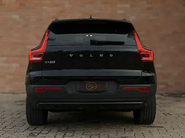 Volvo EX40 - Imagem 5
