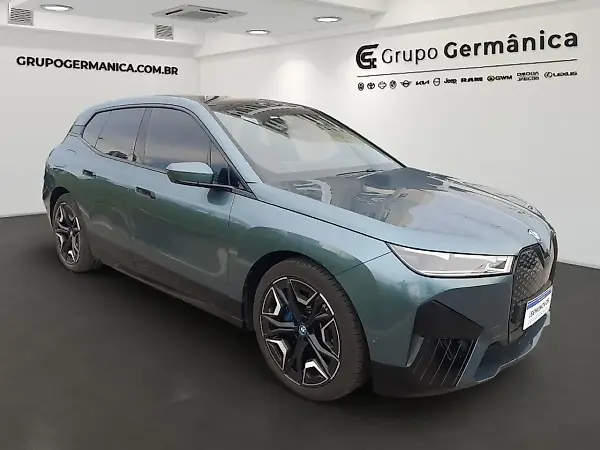 BMW Ix - Imagem 2