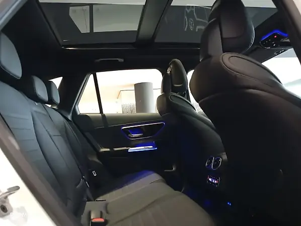 Mercedes Glc 300e - Imagem 3
