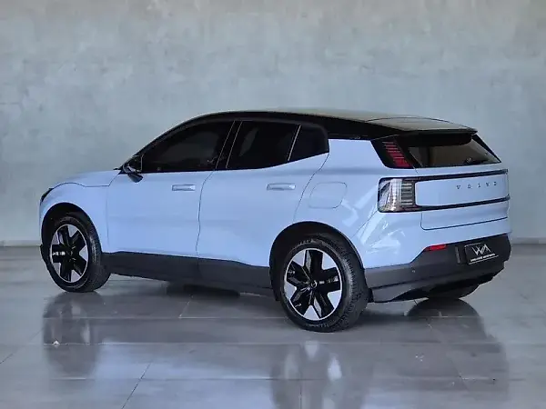 Volvo EX30 - Imagem 4