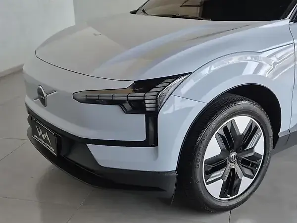 Volvo EX30 - Imagem 8