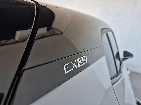 Volvo EX30 - Imagem 9