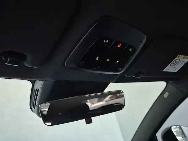 Volvo EX30 - Imagem 16