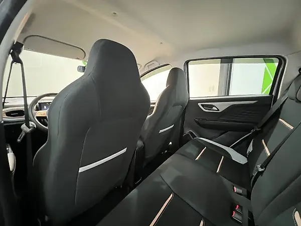 JAC E-JS1 - Imagem 13