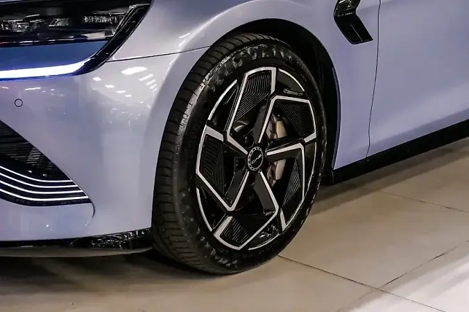 BYD Seal - Imagem 2