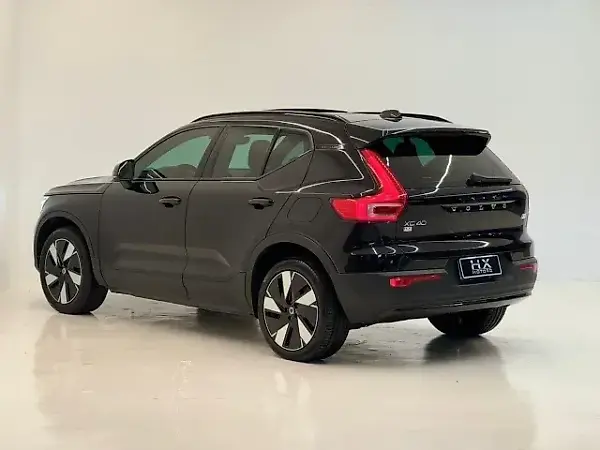 Volvo XC40 Recharge - Imagem 12