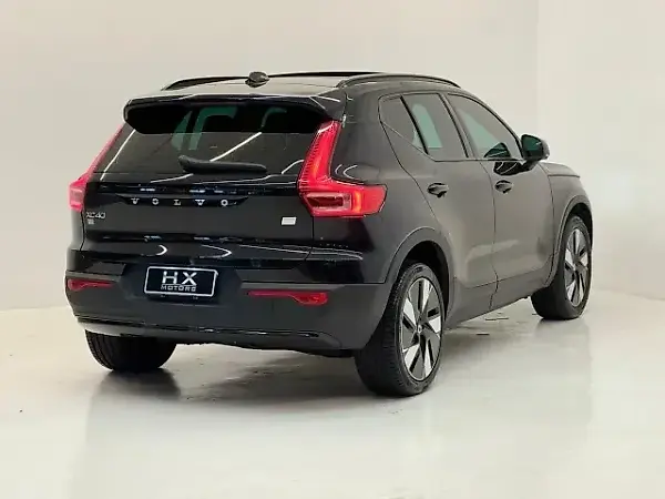 Volvo XC40 Recharge - Imagem 10