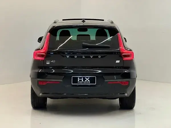 Volvo XC40 Recharge - Imagem 11